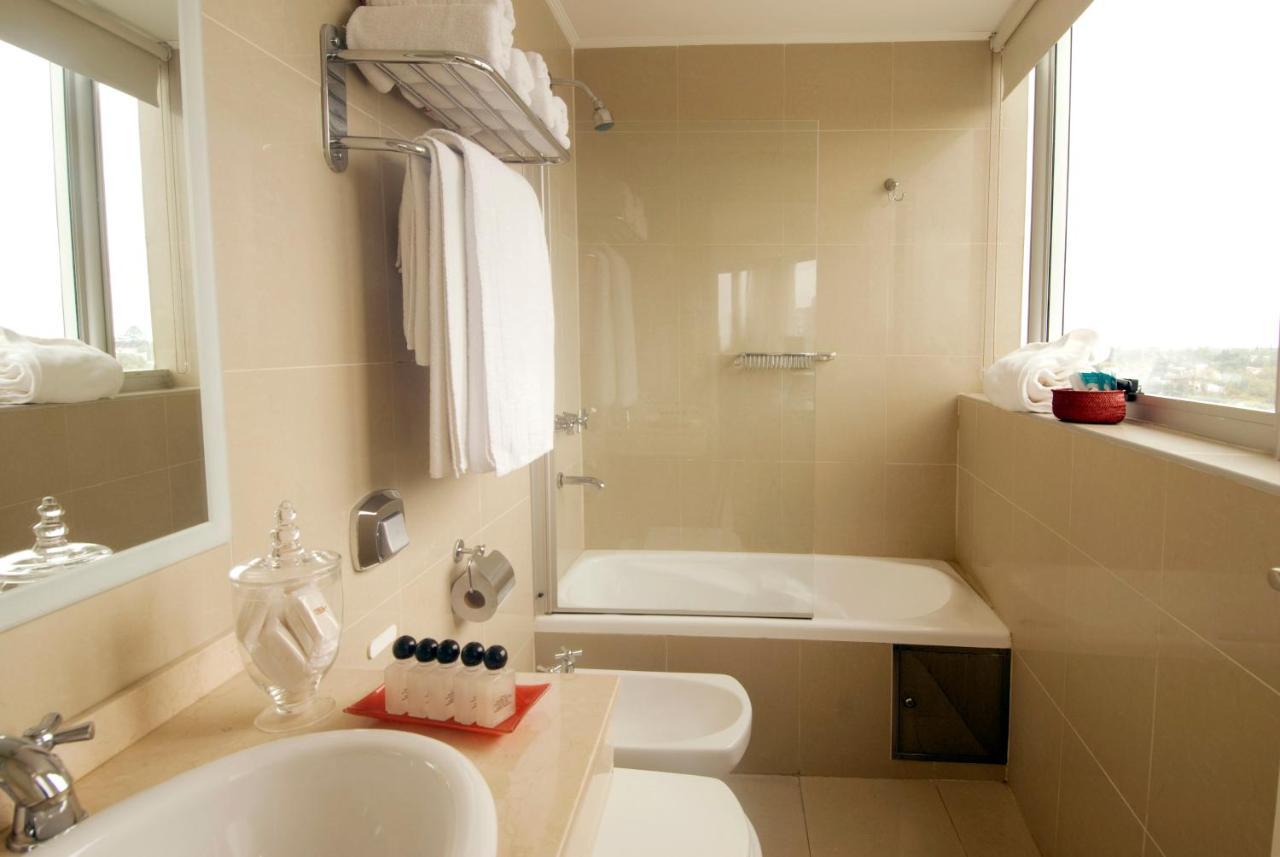 Plaza Suites Campana Exterior foto