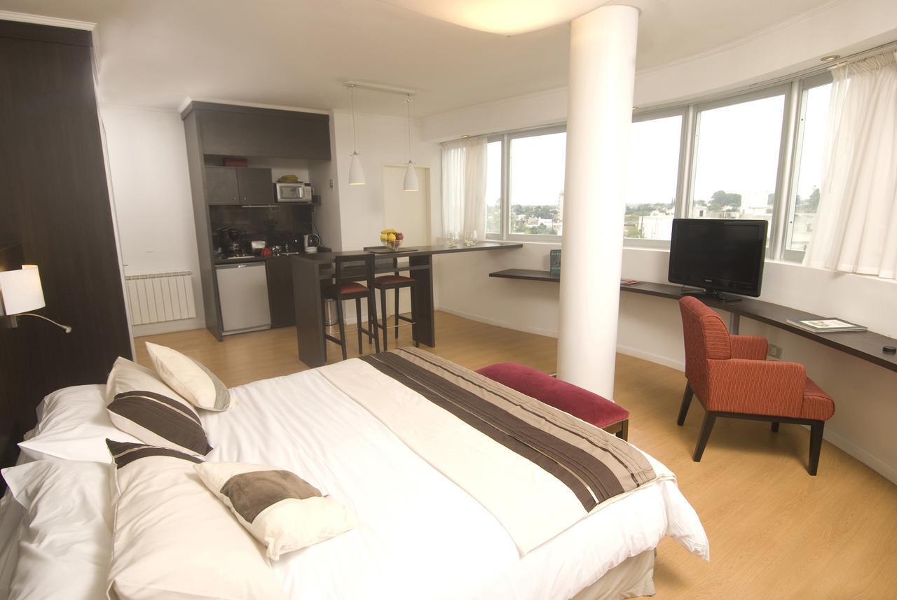 Plaza Suites Campana Zimmer foto