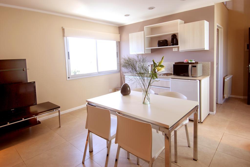 Plaza Suites Campana Exterior foto
